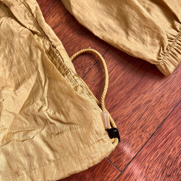 Supreme nylon packable poncho windbreaker with hood in gold size medium - Picture 8 of 10